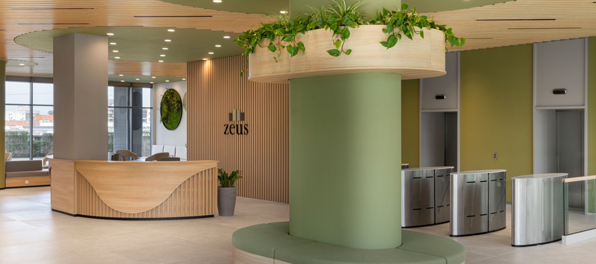 Zeus KBC Lobby
